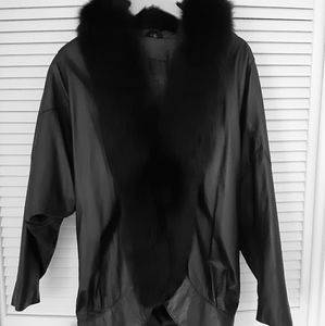 Fitted Black Leather Coat with Faux Fur Trim